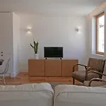 Cozy Lisbon Graca